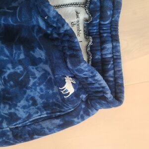 Abercrombie trackpants